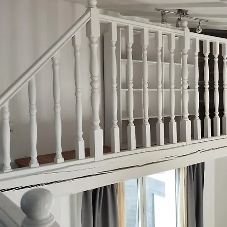 Apartment 17 Near Arc De Triomphe